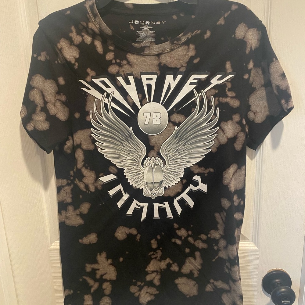 Journey Black and Tan Graphic Tee